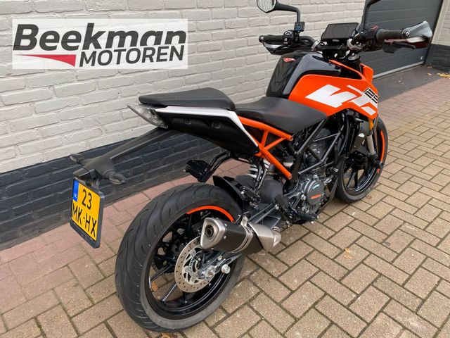 ktm - 125-duke