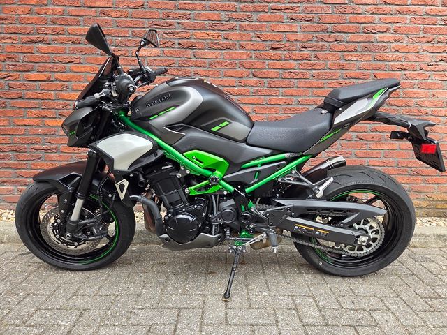 kawasaki - z900-performance