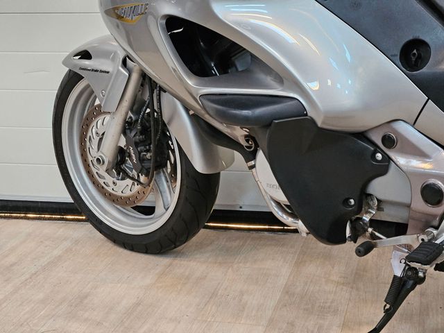 honda - nt-650-v-deauville