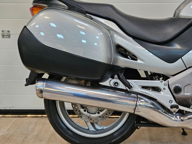 honda - nt-650-v-deauville