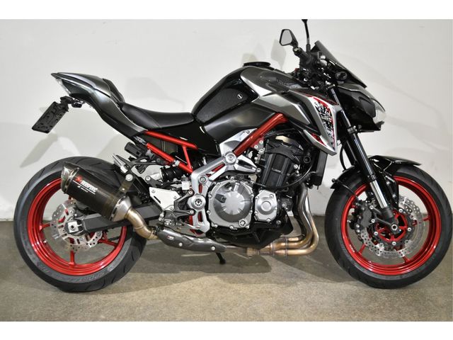 kawasaki - z900