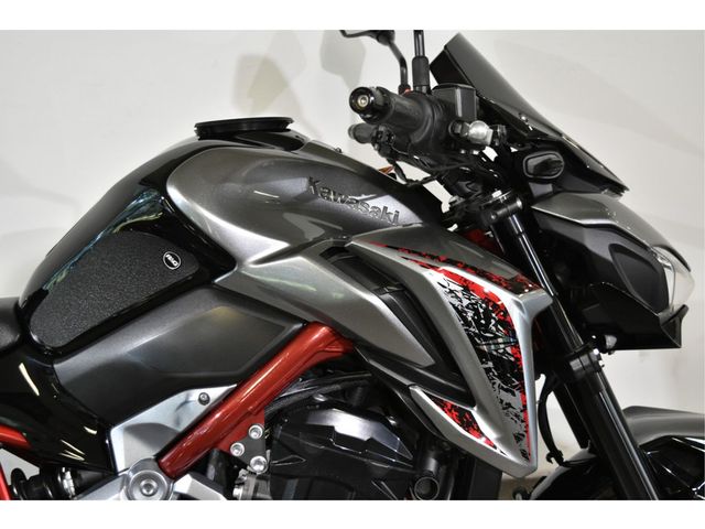 kawasaki - z900