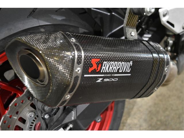 kawasaki - z900