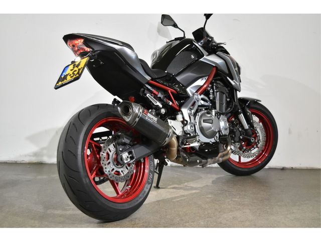 kawasaki - z900