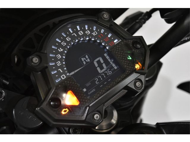 kawasaki - z900