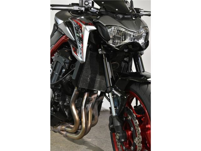 kawasaki - z900