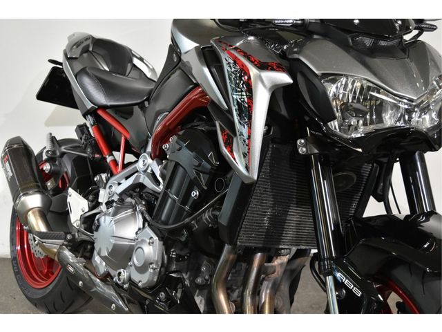 kawasaki - z900