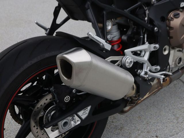bmw - s-1000-r