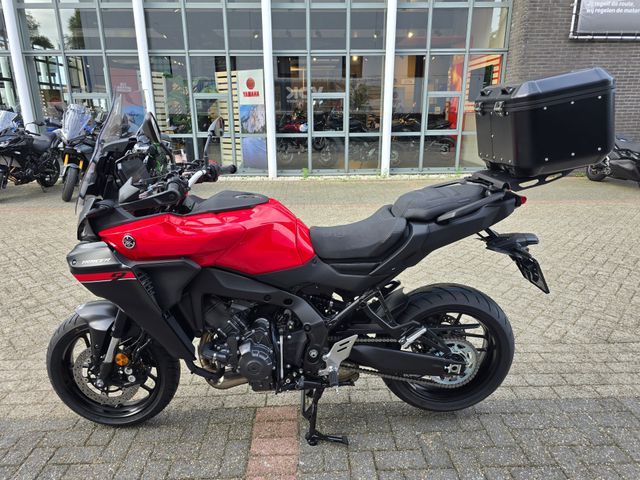 yamaha - tracer-9