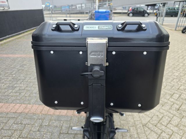 yamaha - tracer-9