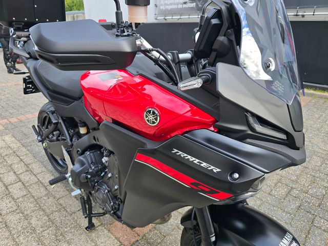 yamaha - tracer-9