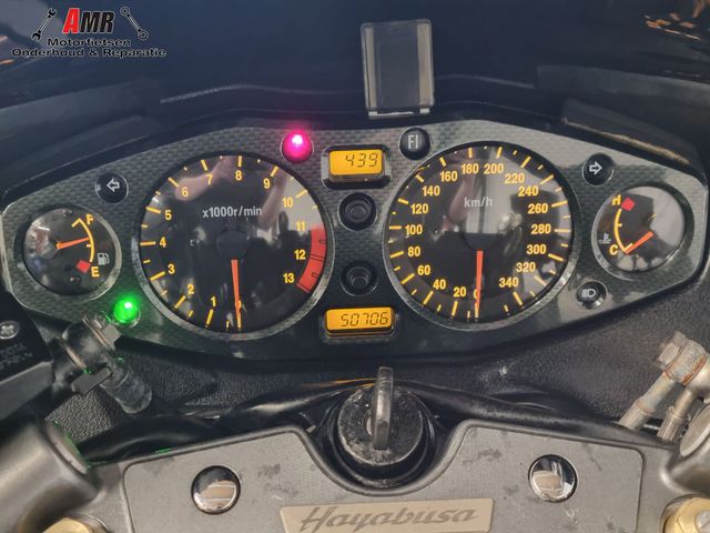 suzuki - gsx-r-1300-hayabusa