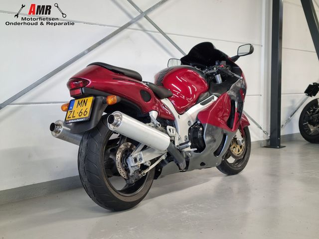 suzuki - gsx-r-1300-hayabusa