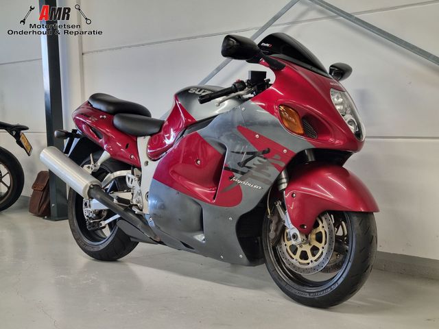 suzuki - gsx-r-1300-hayabusa