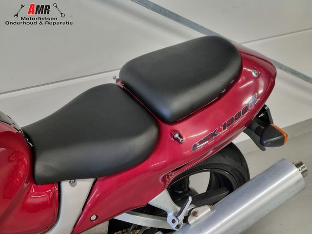 suzuki - gsx-r-1300-hayabusa