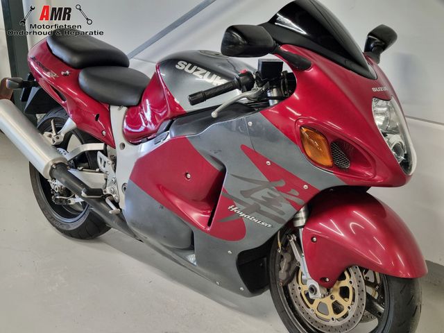 suzuki - gsx-r-1300-hayabusa