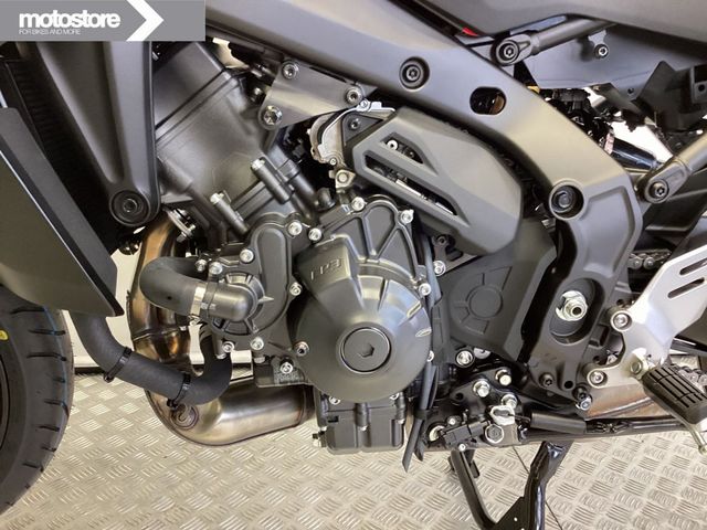 yamaha - tracer-9-y-amt