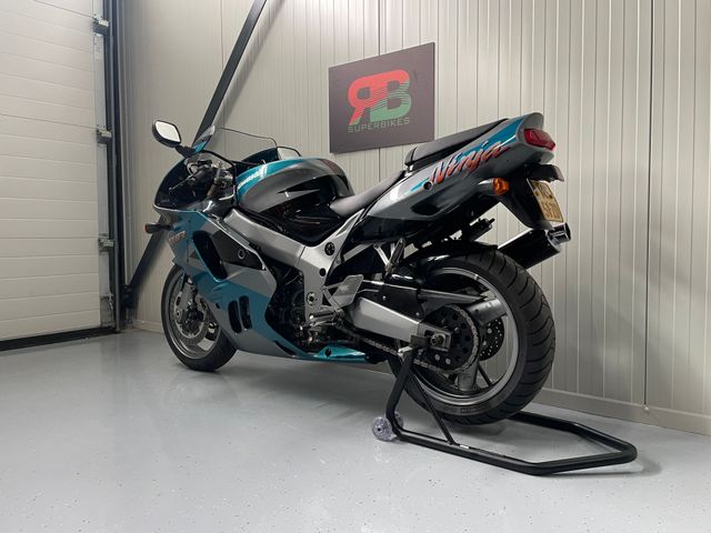 kawasaki - zx-9r-ninja