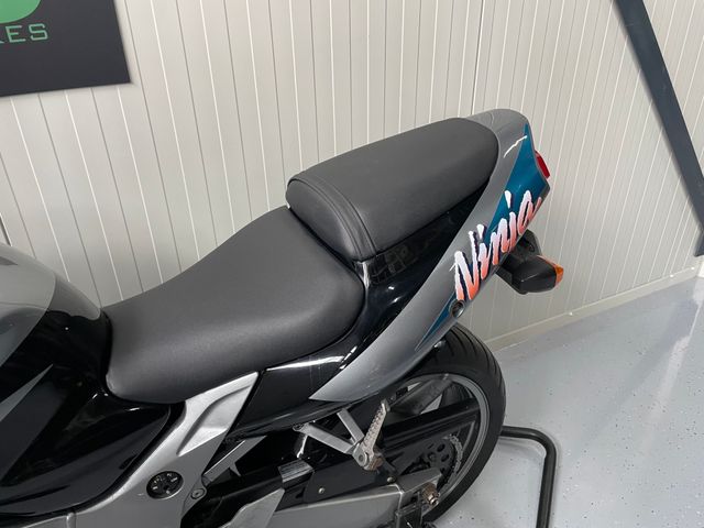 kawasaki - zx-9r-ninja