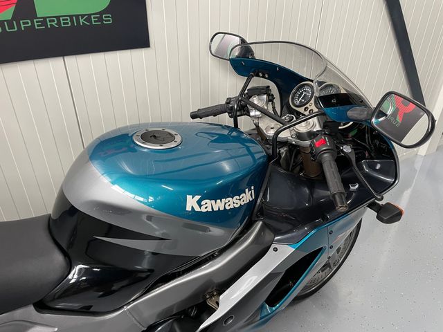 kawasaki - zx-9r-ninja