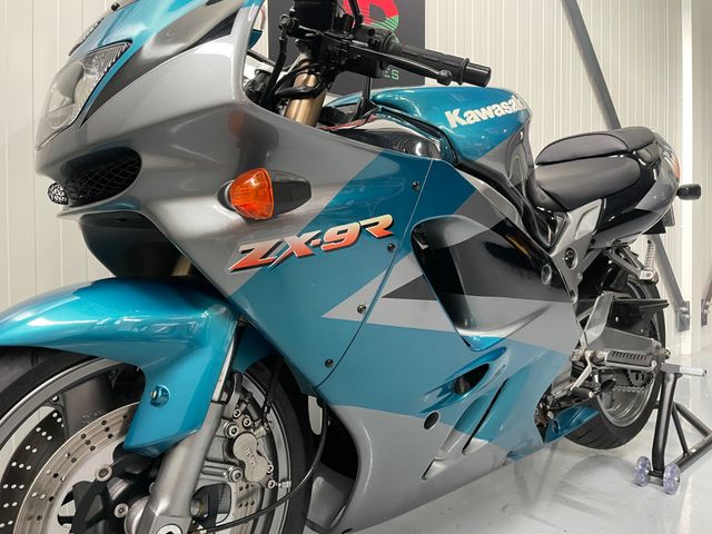 kawasaki - zx-9r-ninja