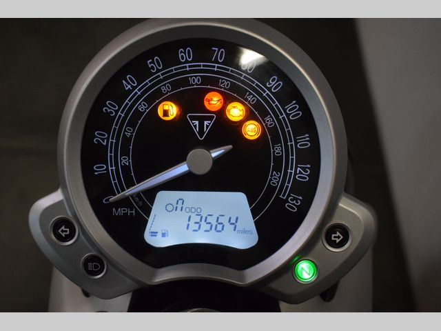 triumph - street-twin