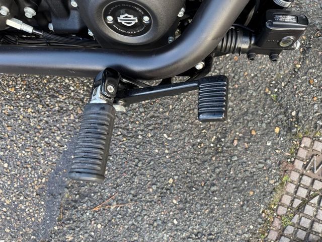 harley-davidson - softail-street-bob