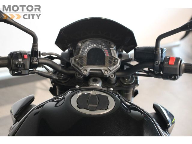 kawasaki - z900