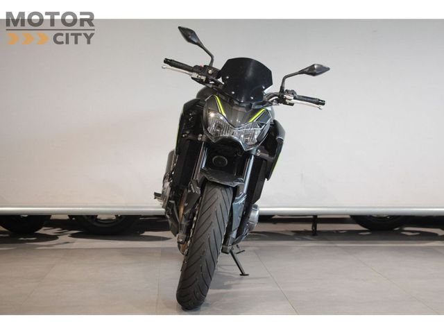 kawasaki - z900