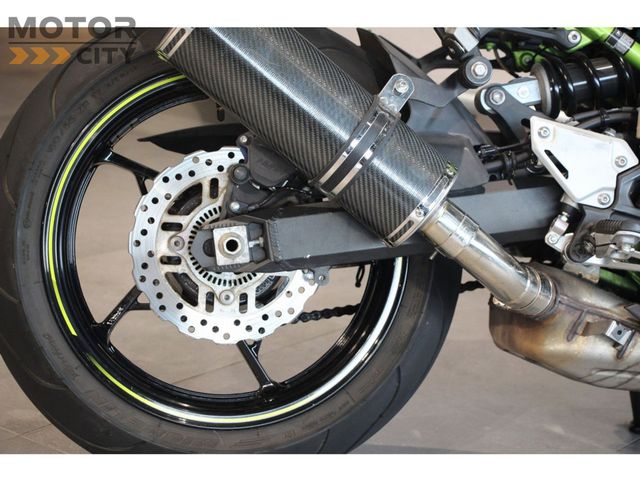 kawasaki - z900