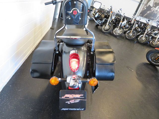 kawasaki - vn-900-classic-se