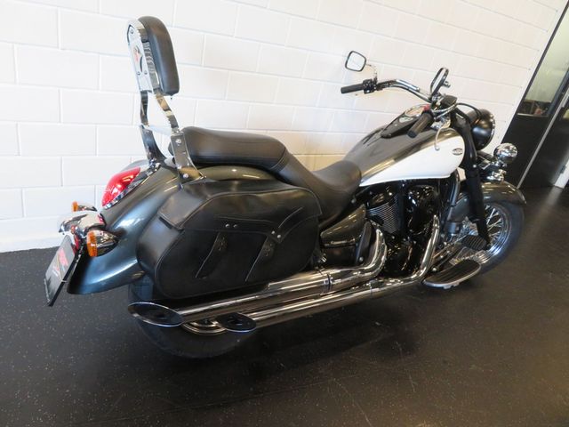 kawasaki - vn-900-classic-se