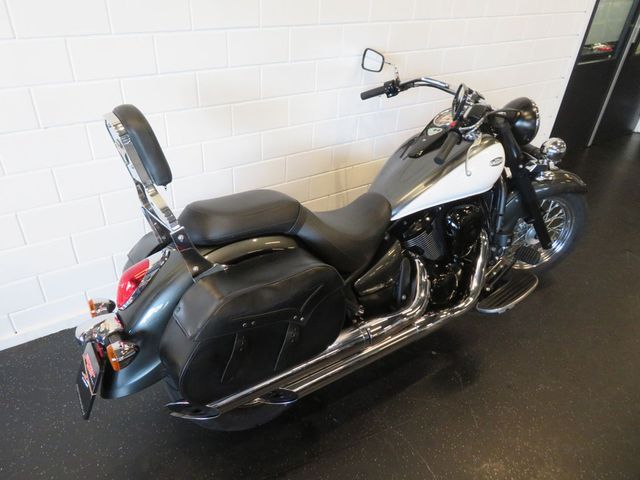 kawasaki - vn-900-classic-se