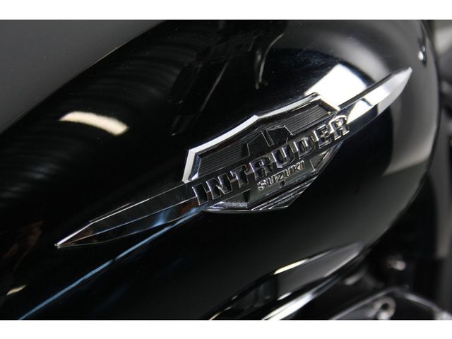 suzuki - vz-800-marauder-lc