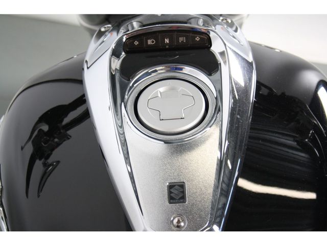 suzuki - vz-800-marauder-lc