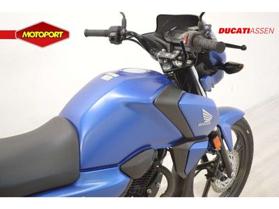 HONDA CB 125 F – foto 4