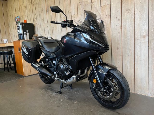 honda - nt-1100