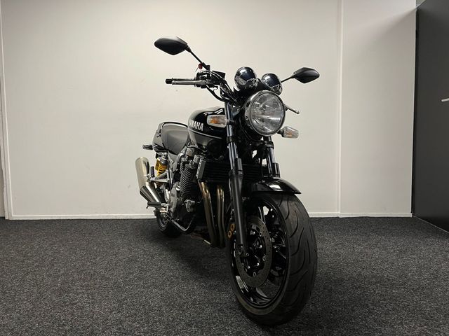 yamaha - xjr-1300