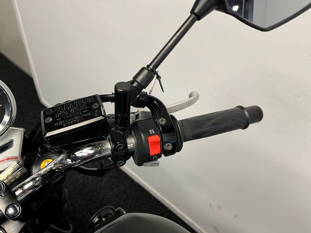 yamaha - xjr-1300