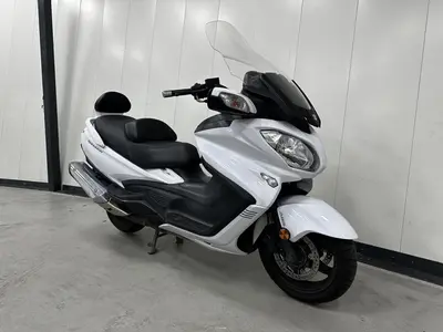 SUZUKI BURGMAN 650 ZA – foto 3