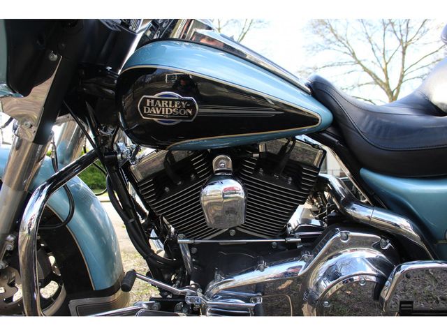 harley-davidson - electra-glide-ultra-classic-flhtcu