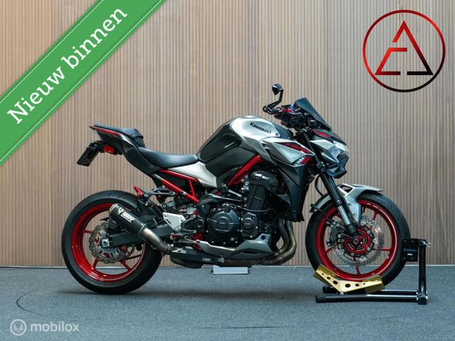kawasaki - z900