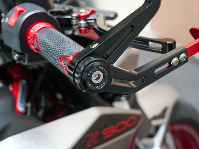 kawasaki - z900