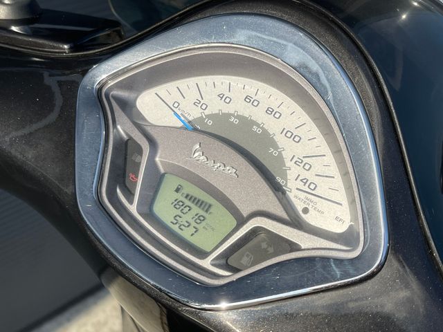 vespa - gts-250-ie