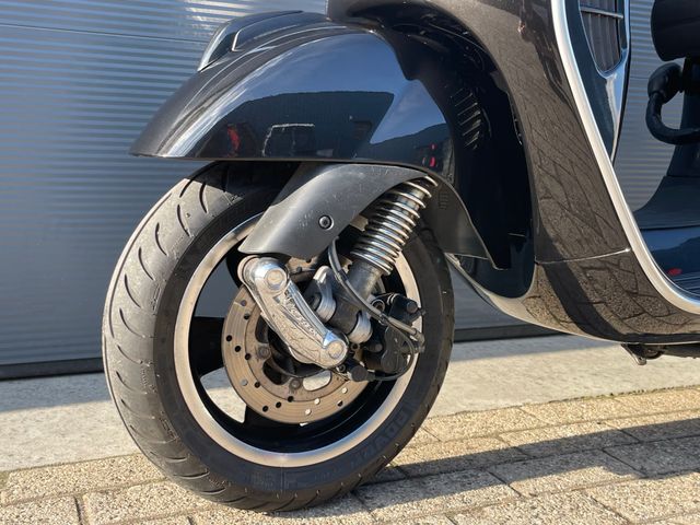 vespa - gts-250-ie