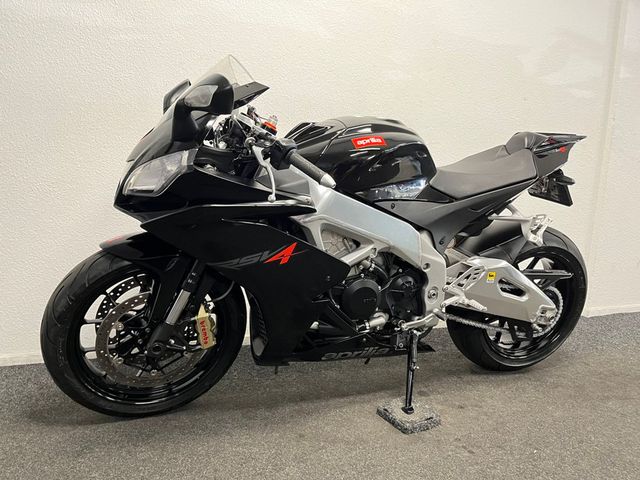 aprilia - rsv-4-r