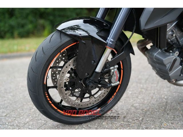 ktm - 1290-super-duke-r