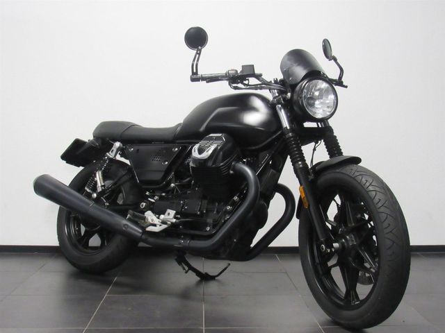 moto-guzzi - v-7-stone