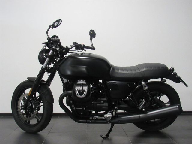 moto-guzzi - v-7-stone