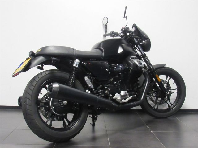 moto-guzzi - v-7-stone